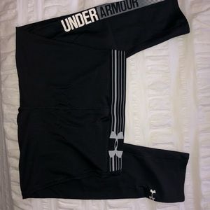 Under armor cropped leggings